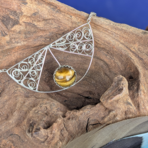 Pendentif "Soleil couchant" - un demi disque de lumière solaire